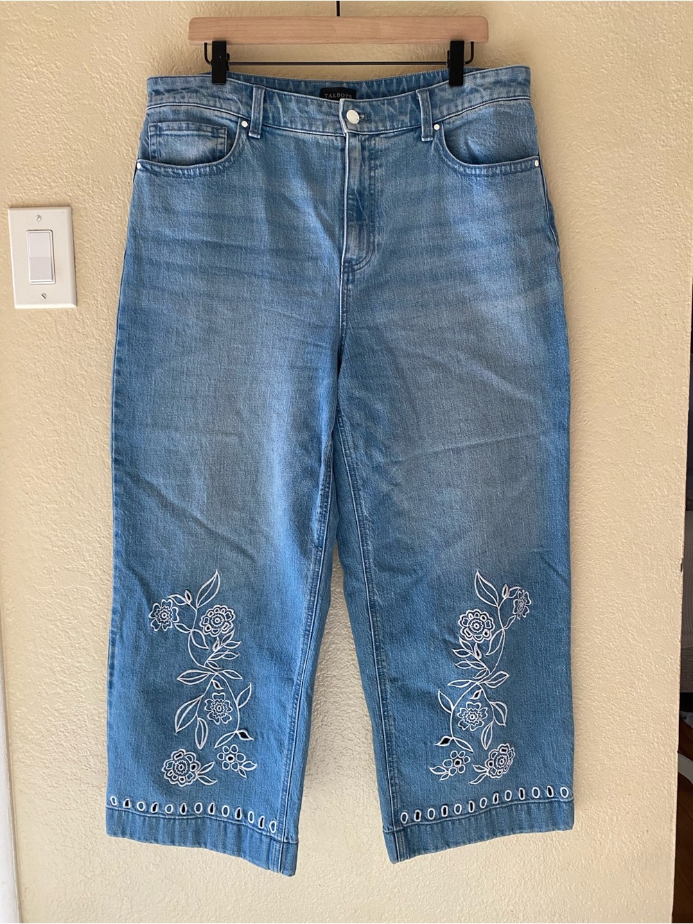 Talbots Wide Leg Crop Jean Women’s Size 14